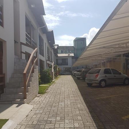 Solar Norte No Centro Dos Ingleses A 100 Metros Da Praia Florianopolis Bagian luar foto