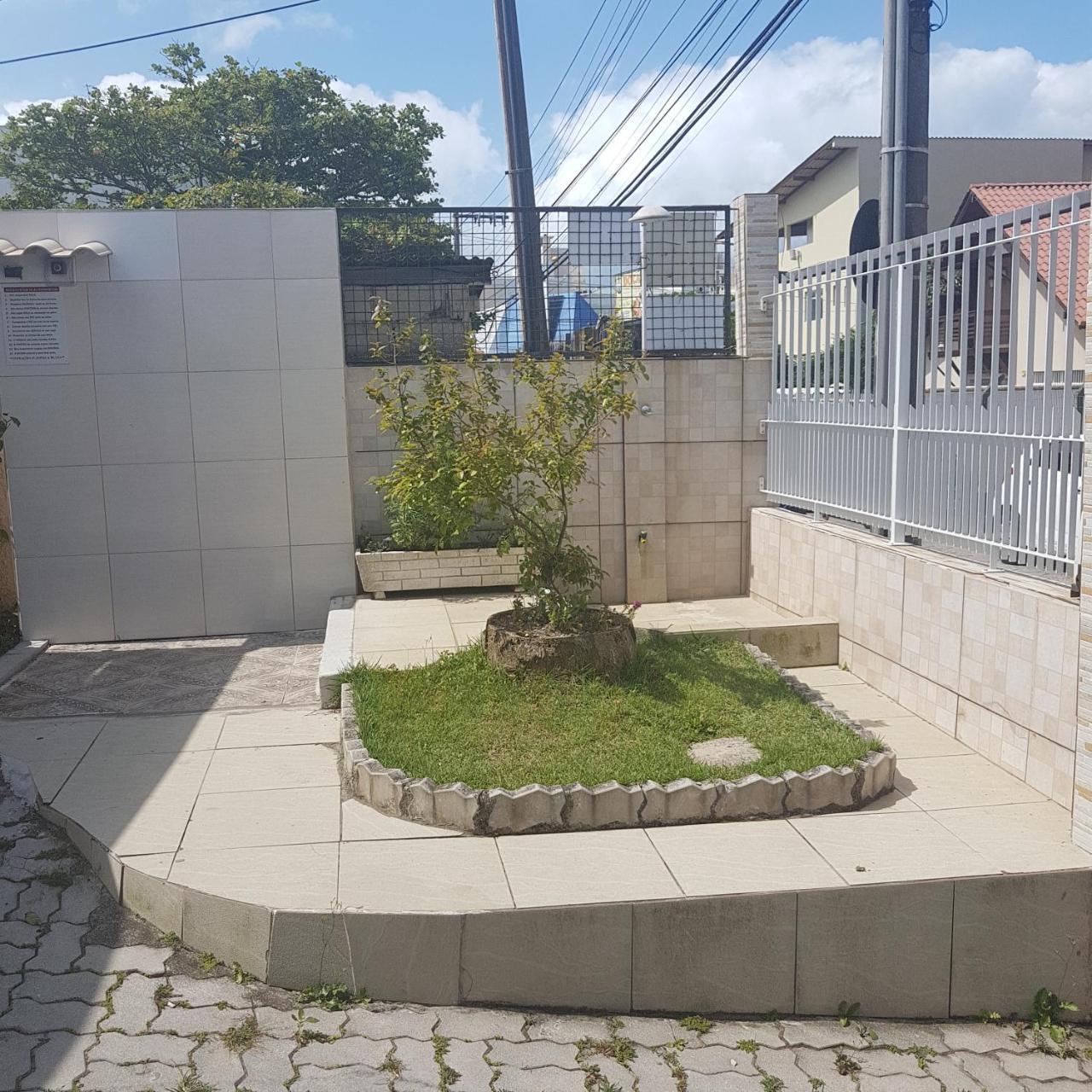 Solar Norte No Centro Dos Ingleses A 100 Metros Da Praia Florianopolis Bagian luar foto